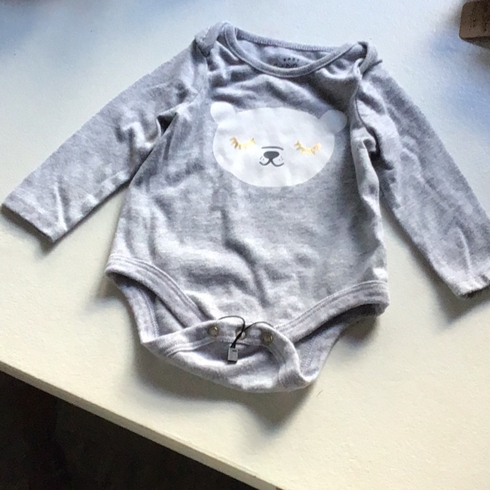 Cat & Jack Gray and White Bodysuit with Snap Closure